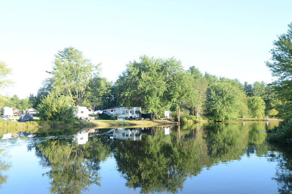 Lake George Escape - Campground Warrensburg Luaran gambar