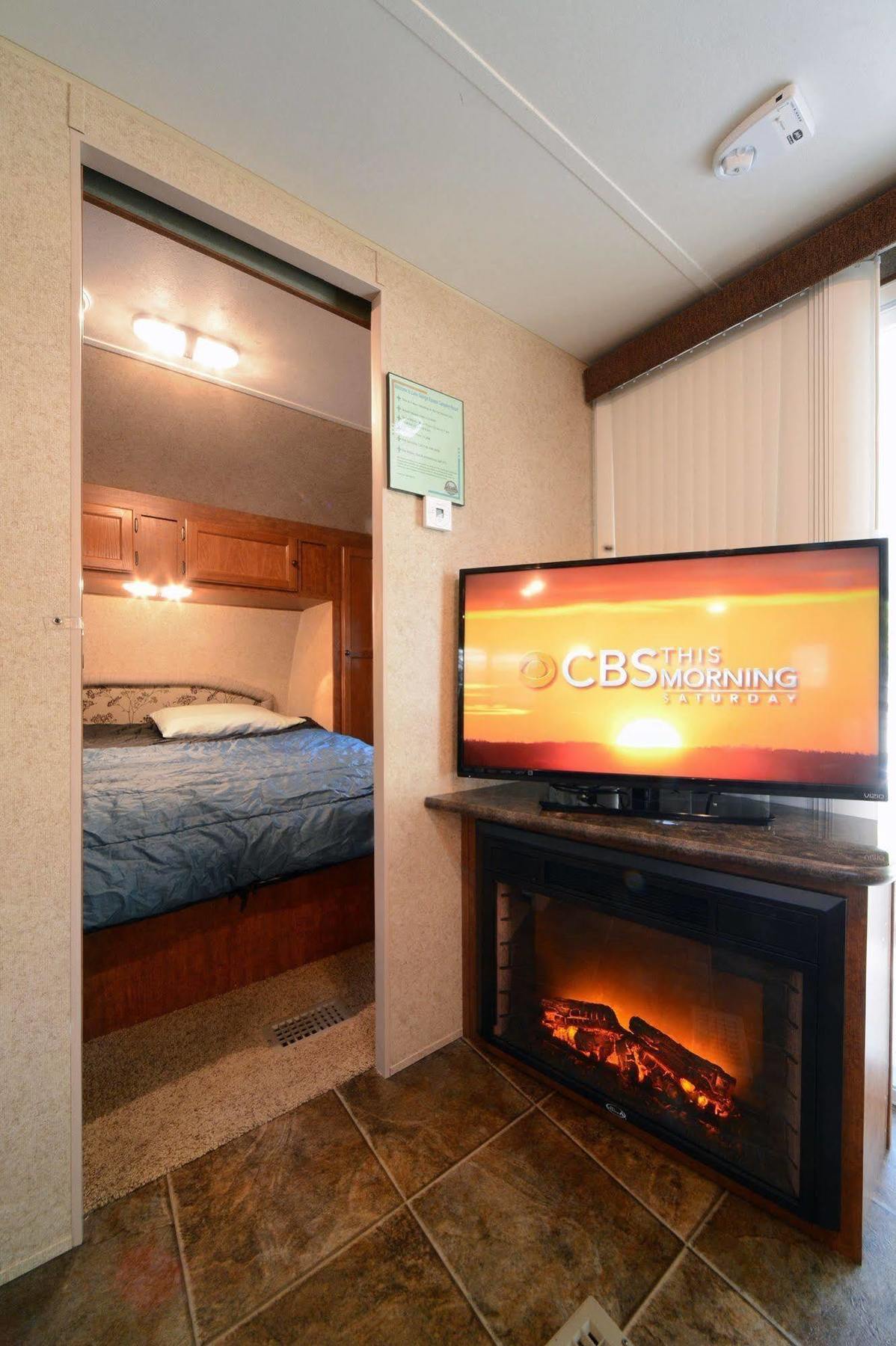 Lake George Escape - Campground Warrensburg Luaran gambar