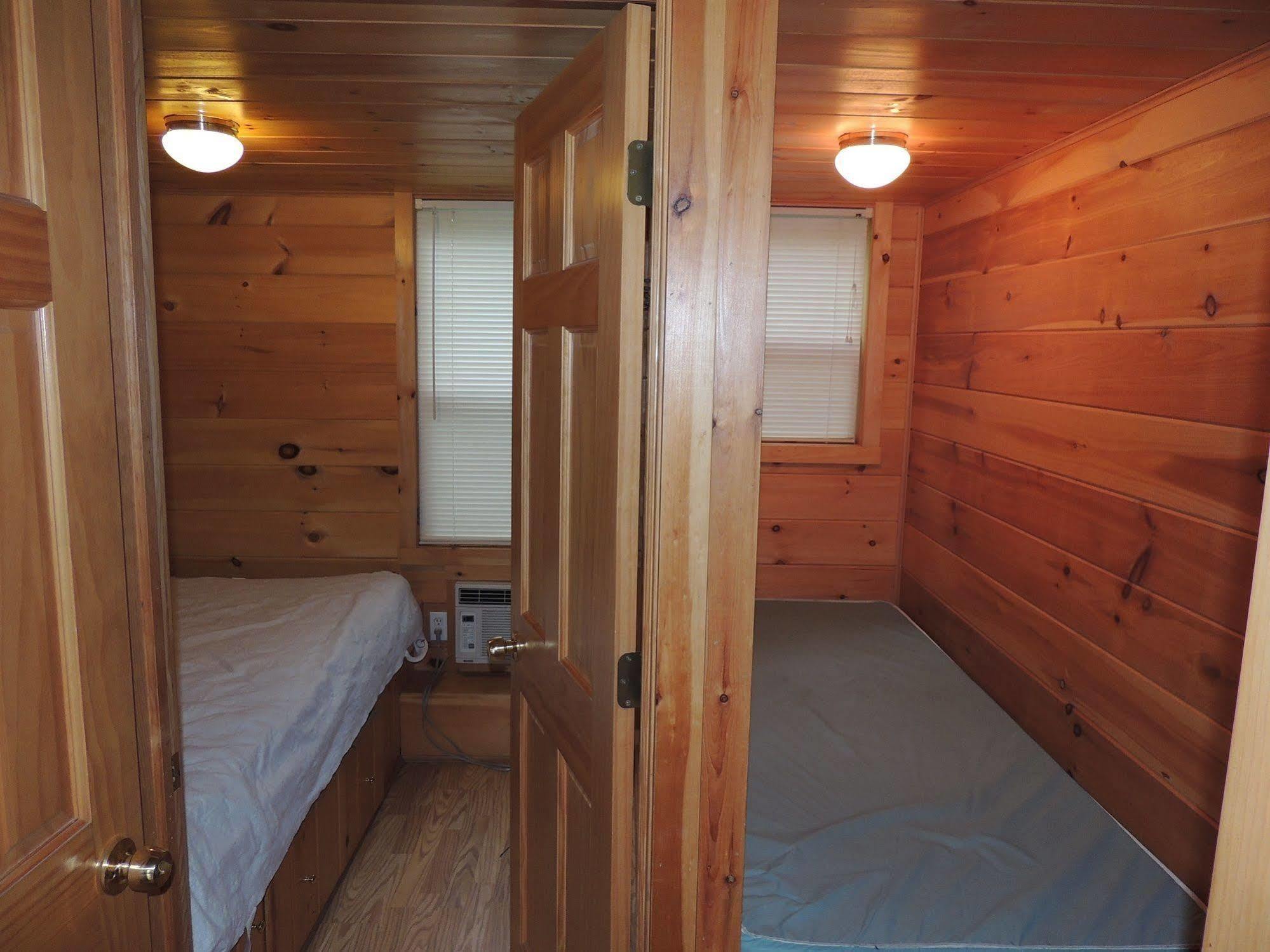 Lake George Escape - Campground Warrensburg Luaran gambar
