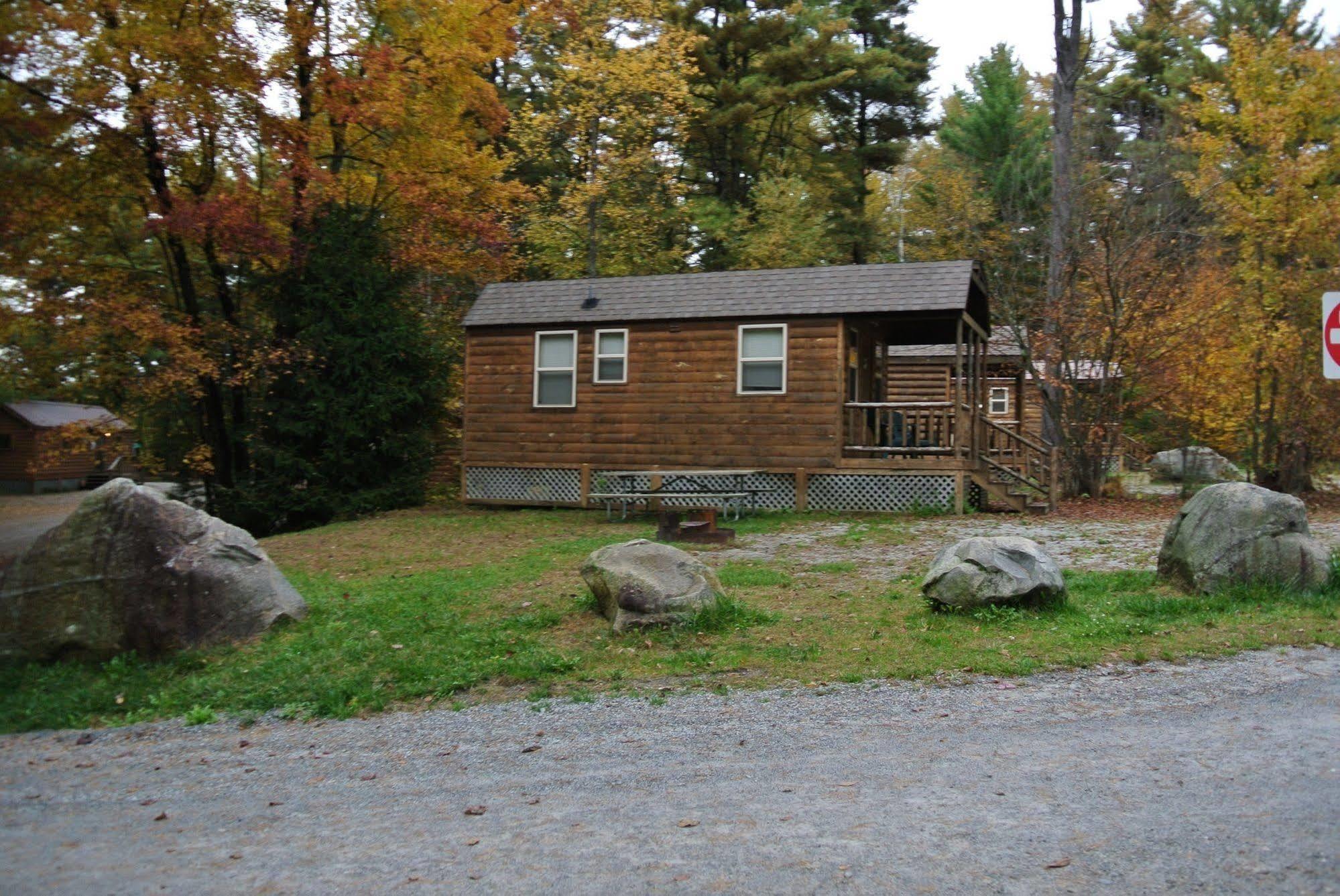 Lake George Escape - Campground Warrensburg Luaran gambar