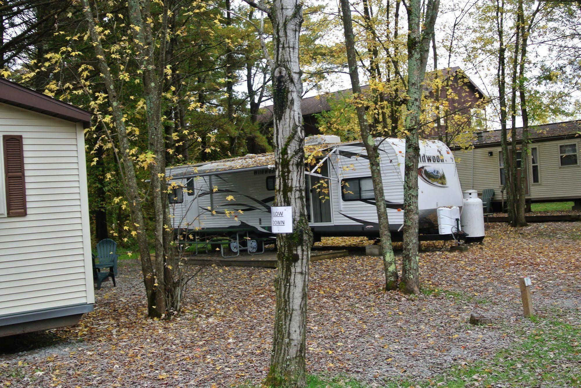 Lake George Escape - Campground Warrensburg Luaran gambar
